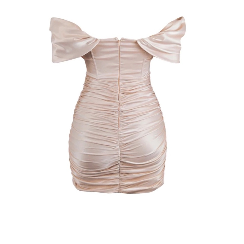 NWT LEAU Blush Elegant Off-Shoulder  “Divine Satin Corset Dress”! - Picture 2 of 11